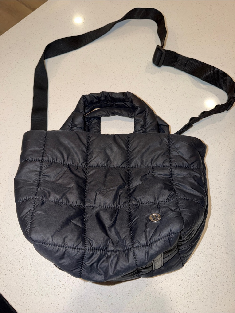 Lululemon 5L quilted black crossbody